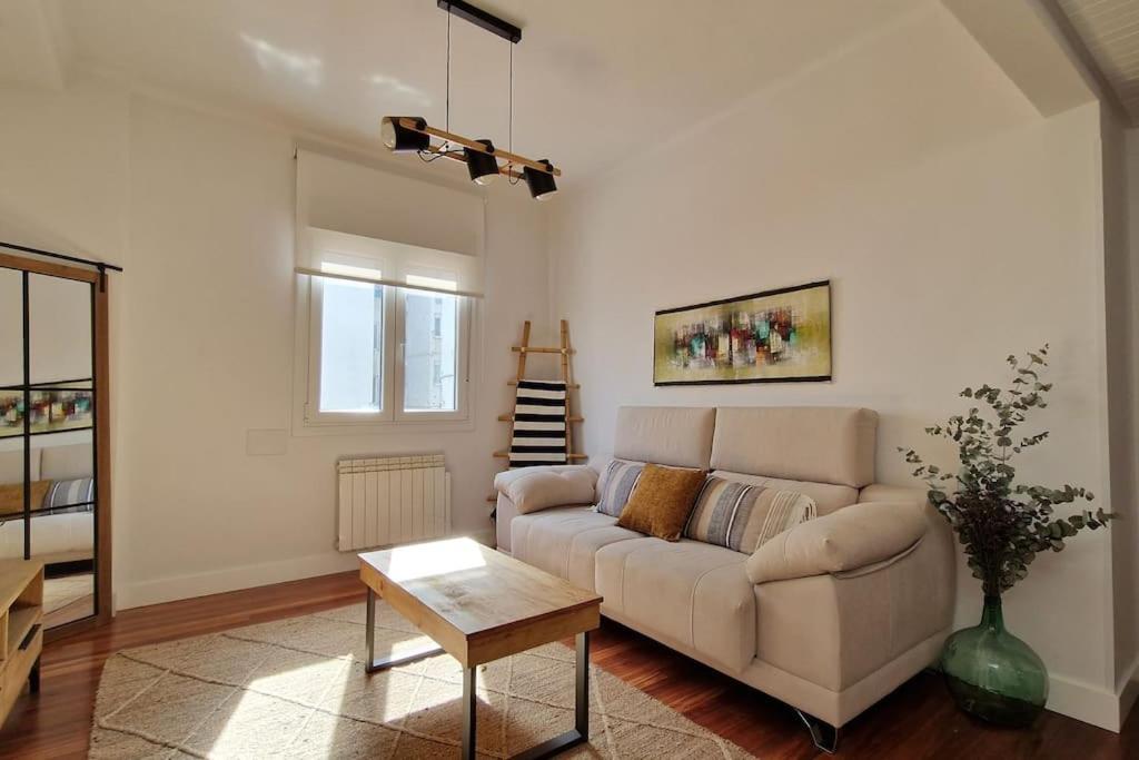 Cozy Apartment In The City Center By Aloha Bilbao Exterior photo